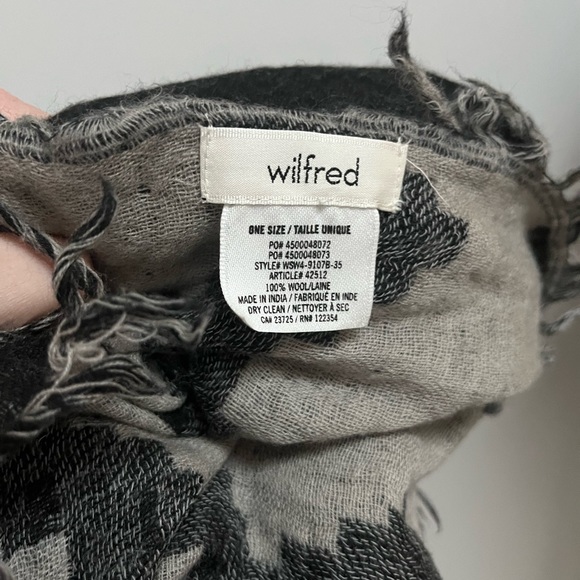 Wilfred Blanket Scarf - Picture 3 of 3